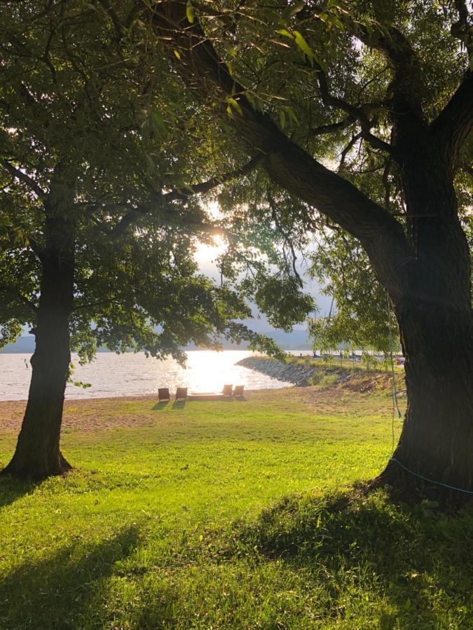 Apartman Plachetnice Frymburk Bagian luar foto