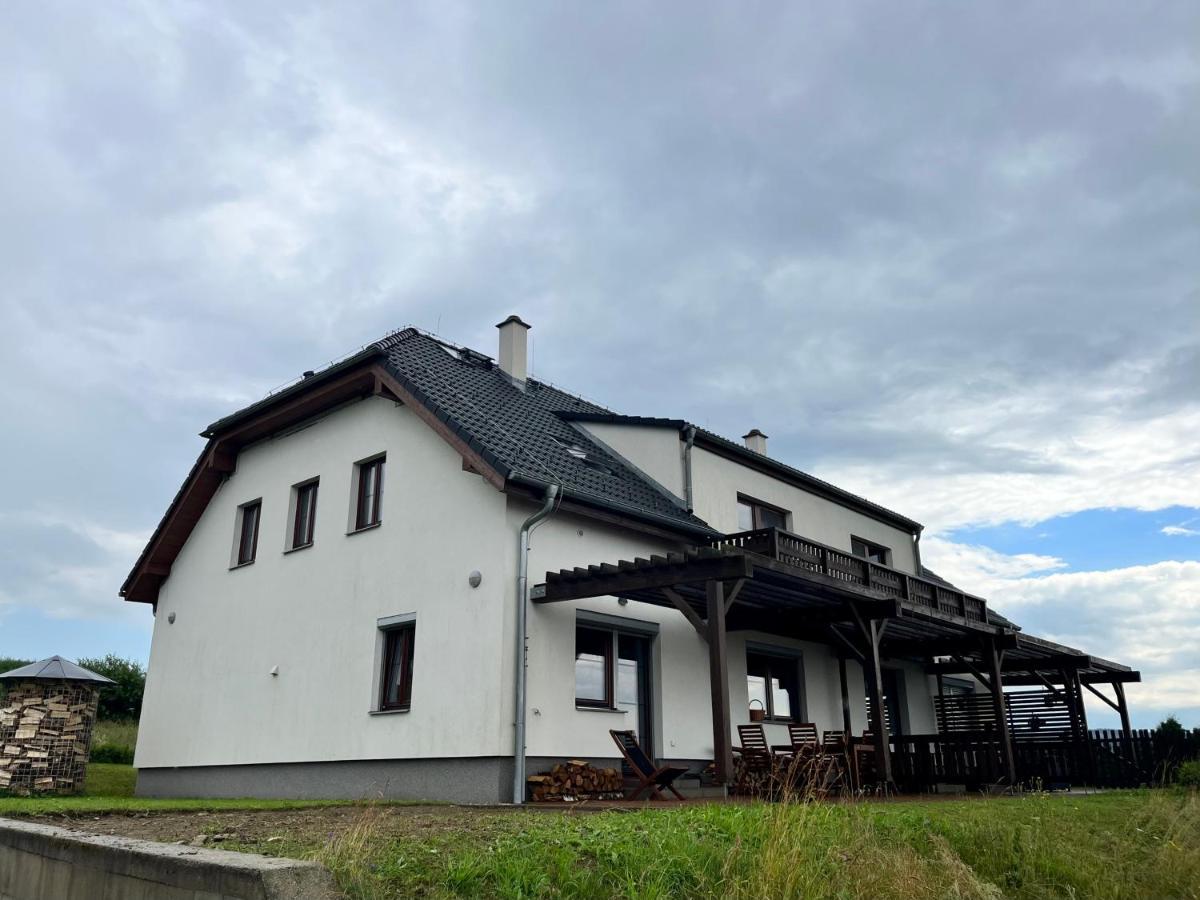 Apartman Plachetnice Frymburk Bagian luar foto